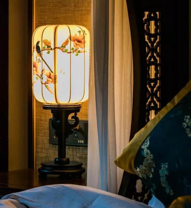 苏式园林酒店照明设计方案-苏州墨客园酒店灯光设计